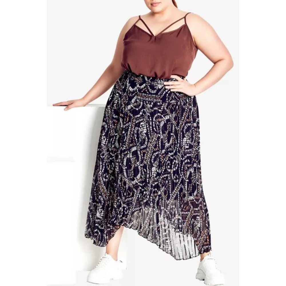 OOS City Chic Exotic Tile Skirt in Black - Medium (18)